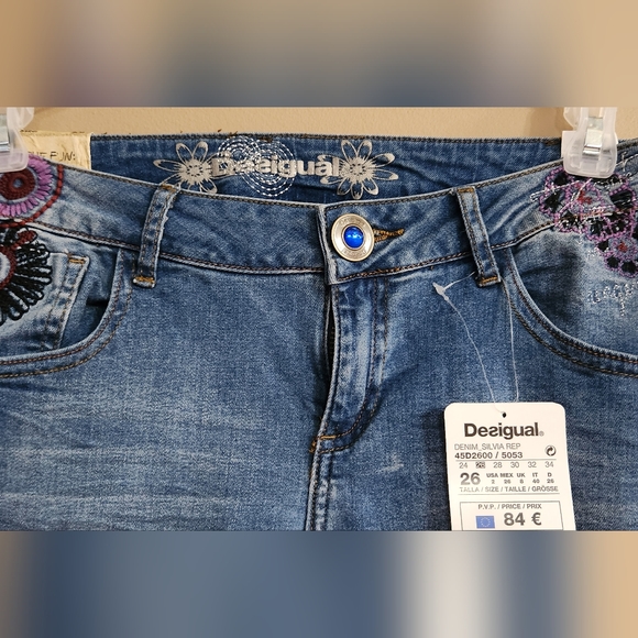 DESIGUAL NWT Flower Embroidered Straight Leg W/ankle Elastic Jeans BOHO Hippie - Picture 3 of 16